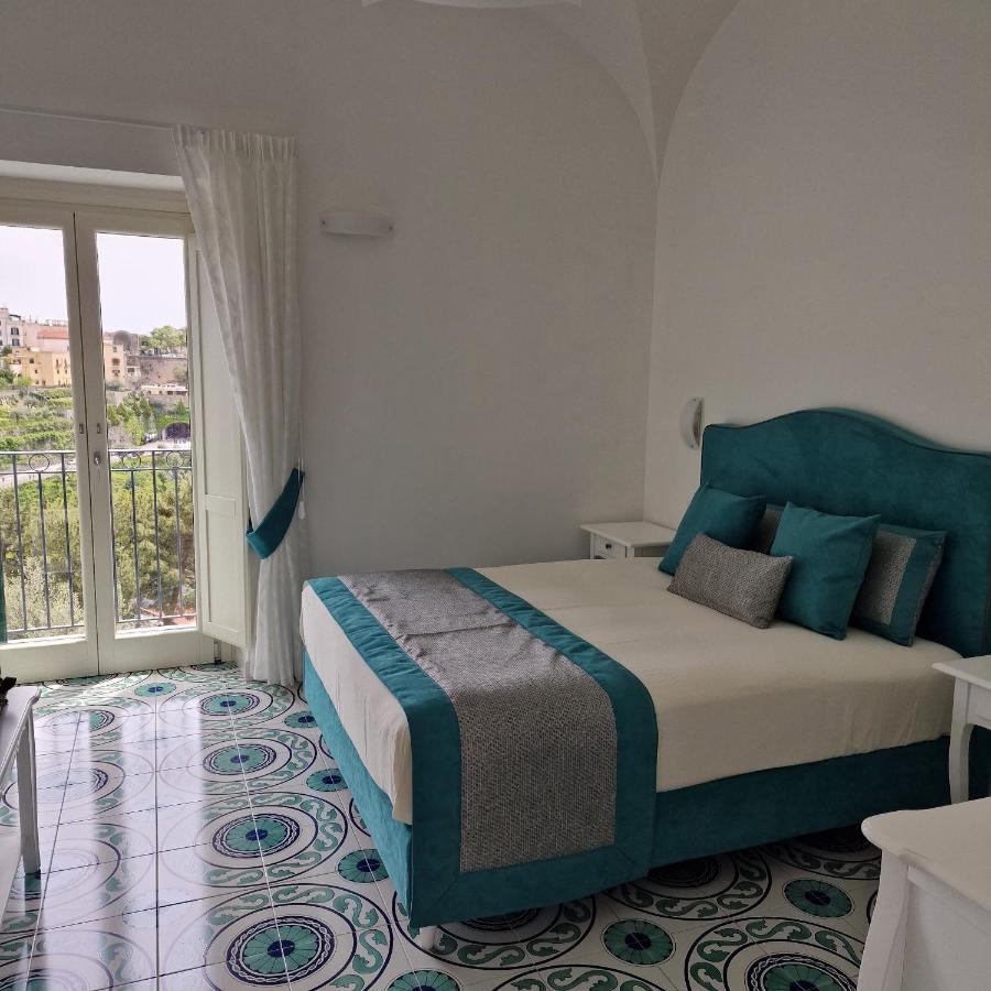 Suites In The Amalfi Coast - Guesthouse With Terrace Near Amalfi - Breathtaking View Of Ravello Scala Exterior foto