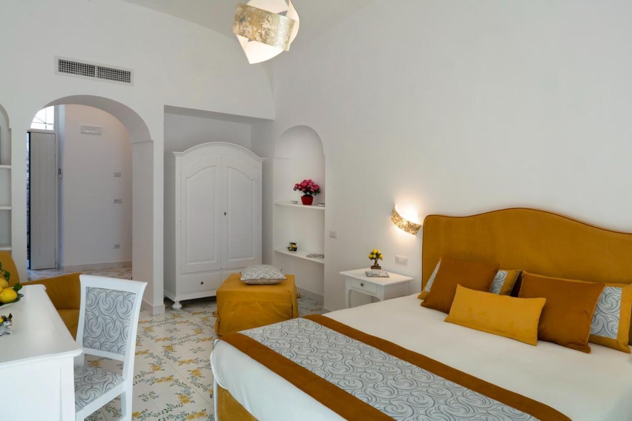 Suites In The Amalfi Coast - Guesthouse With Terrace Near Amalfi - Breathtaking View Of Ravello Scala Exterior foto