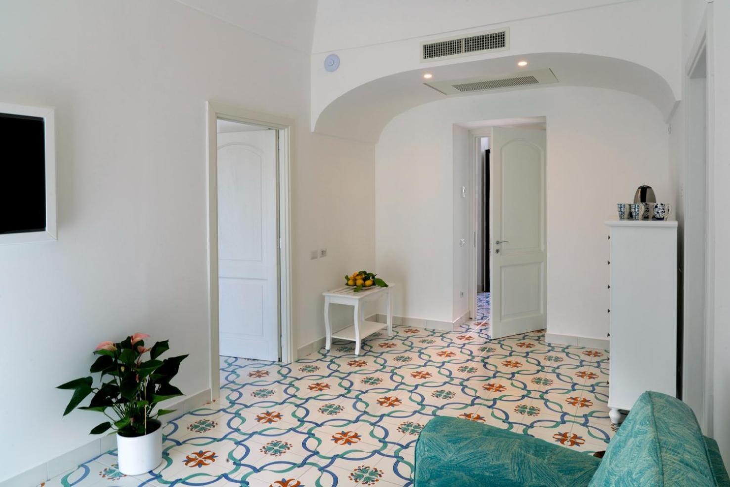 Suites In The Amalfi Coast - Guesthouse With Terrace Near Amalfi - Breathtaking View Of Ravello Scala Exterior foto