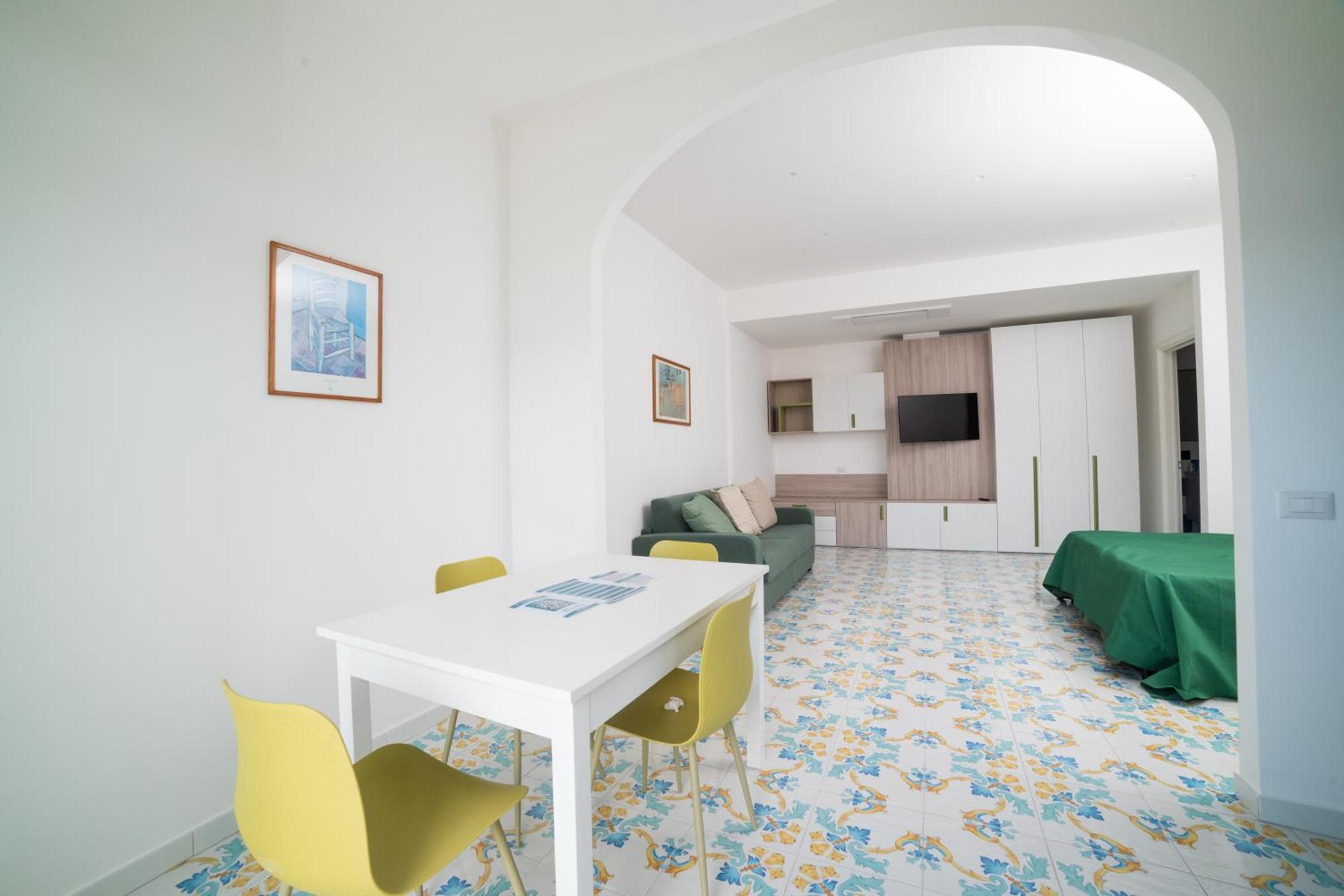 Suites In The Amalfi Coast - Guesthouse With Terrace Near Amalfi - Breathtaking View Of Ravello Scala Exterior foto