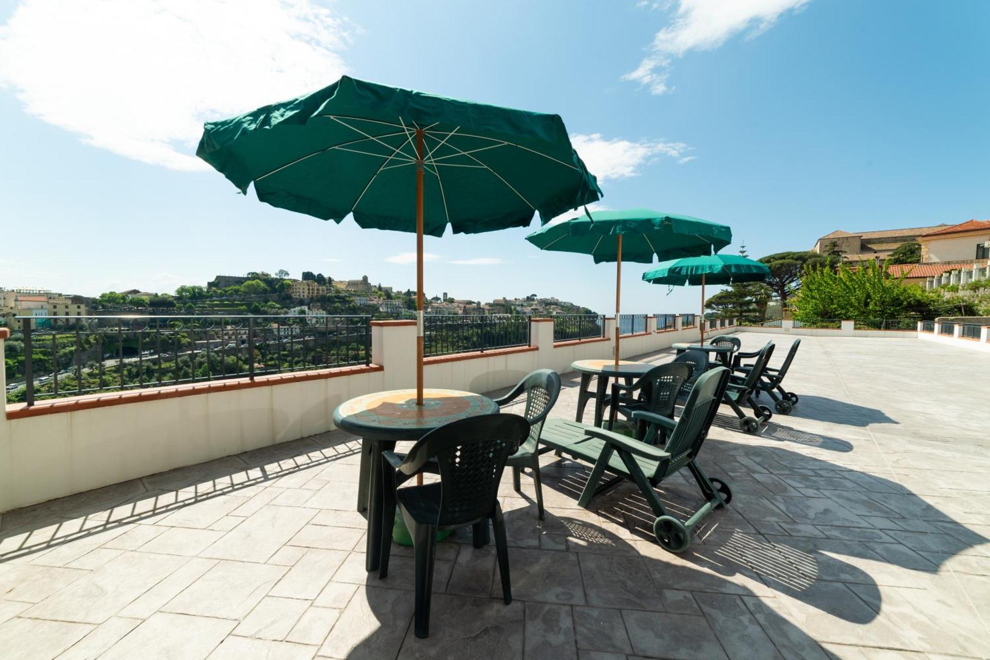 Suites In The Amalfi Coast - Guesthouse With Terrace Near Amalfi - Breathtaking View Of Ravello Scala Exterior foto