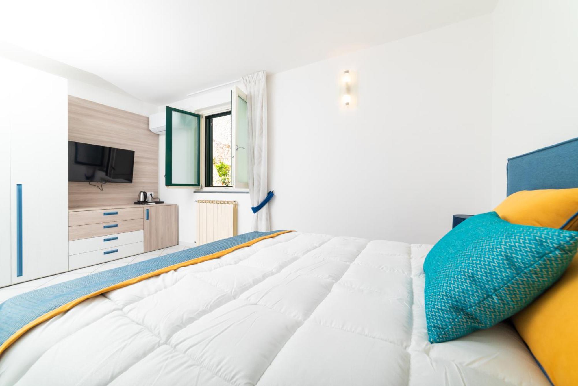 Suites In The Amalfi Coast - Guesthouse With Terrace Near Amalfi - Breathtaking View Of Ravello Scala Exterior foto